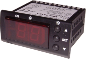 Single stage thermostat for heating or cooling