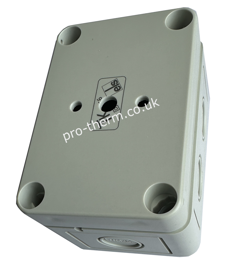 Box enclosure pre-drilled for capillary thermostat