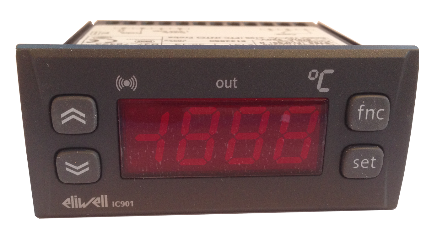 Single stage thermostat for heating or cooling