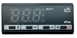 Single stage thermostat for heating or cooling with off cycle defrost